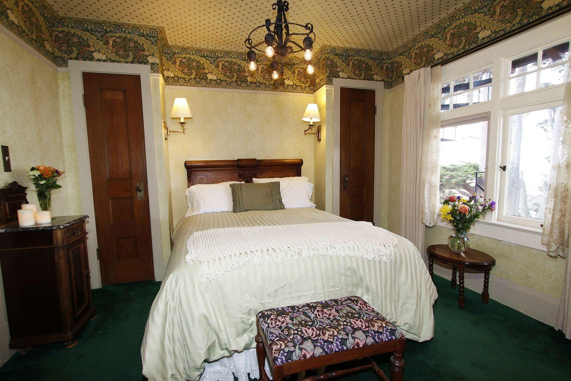 The Jabberwock Bed & Breakfast Monterey Kültér fotó
